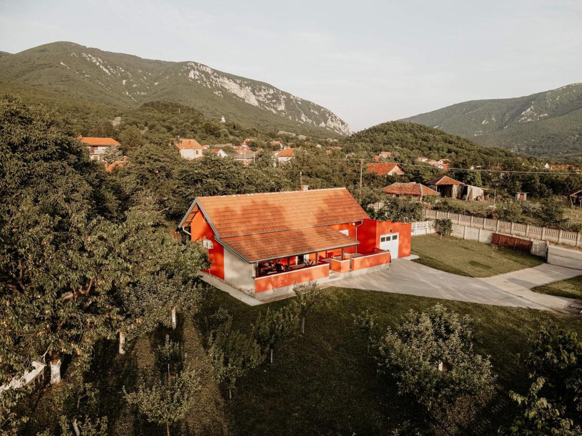 Villa Vikendica Castanea Banja Zdrelo Petrovac na Mlavi Exterior foto